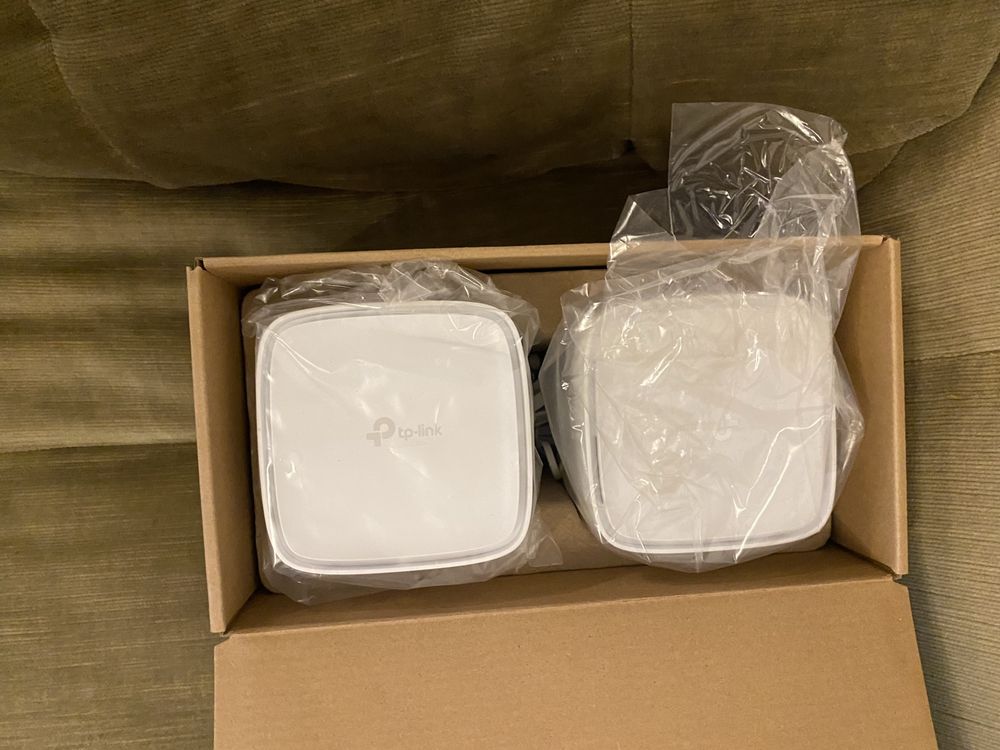 TP-Link HC220-G5 2-Pack router