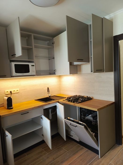 Услуги частного мастера, отделка и ремонт квартир в Киеве