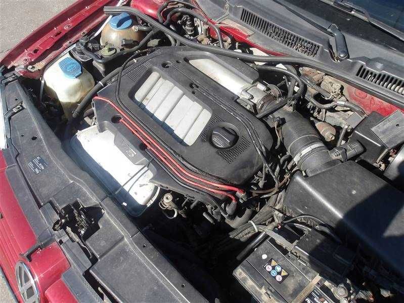 Двигун 2.3 AGZ AZX Volkswagen Passat b5
