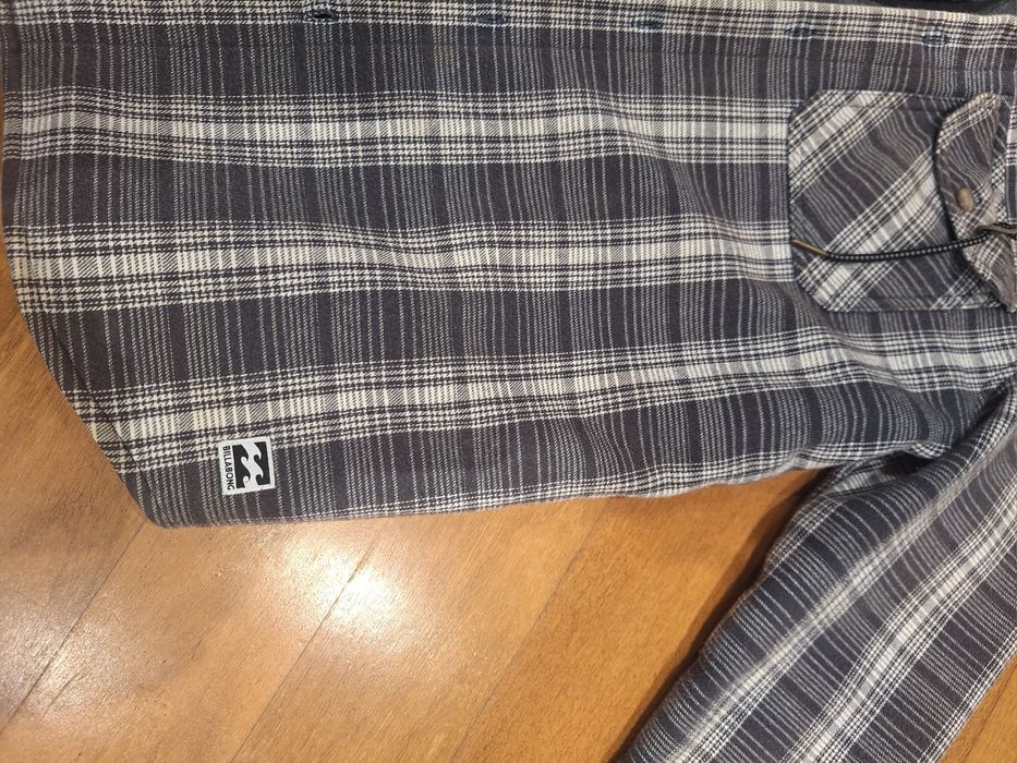 Casaco bilabong tamanho  S