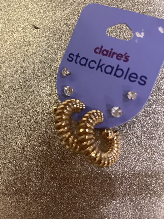 Brincos novos estrear