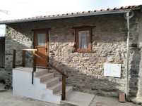 Alugo Casa T0 / T1 em Samil