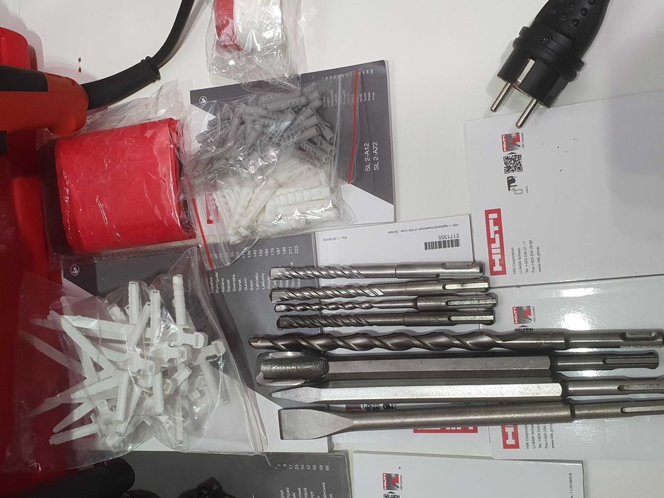 Duzy zestaw HILTI TE 3M wiertarka z kuciem Nowa okulary wiertła kolki