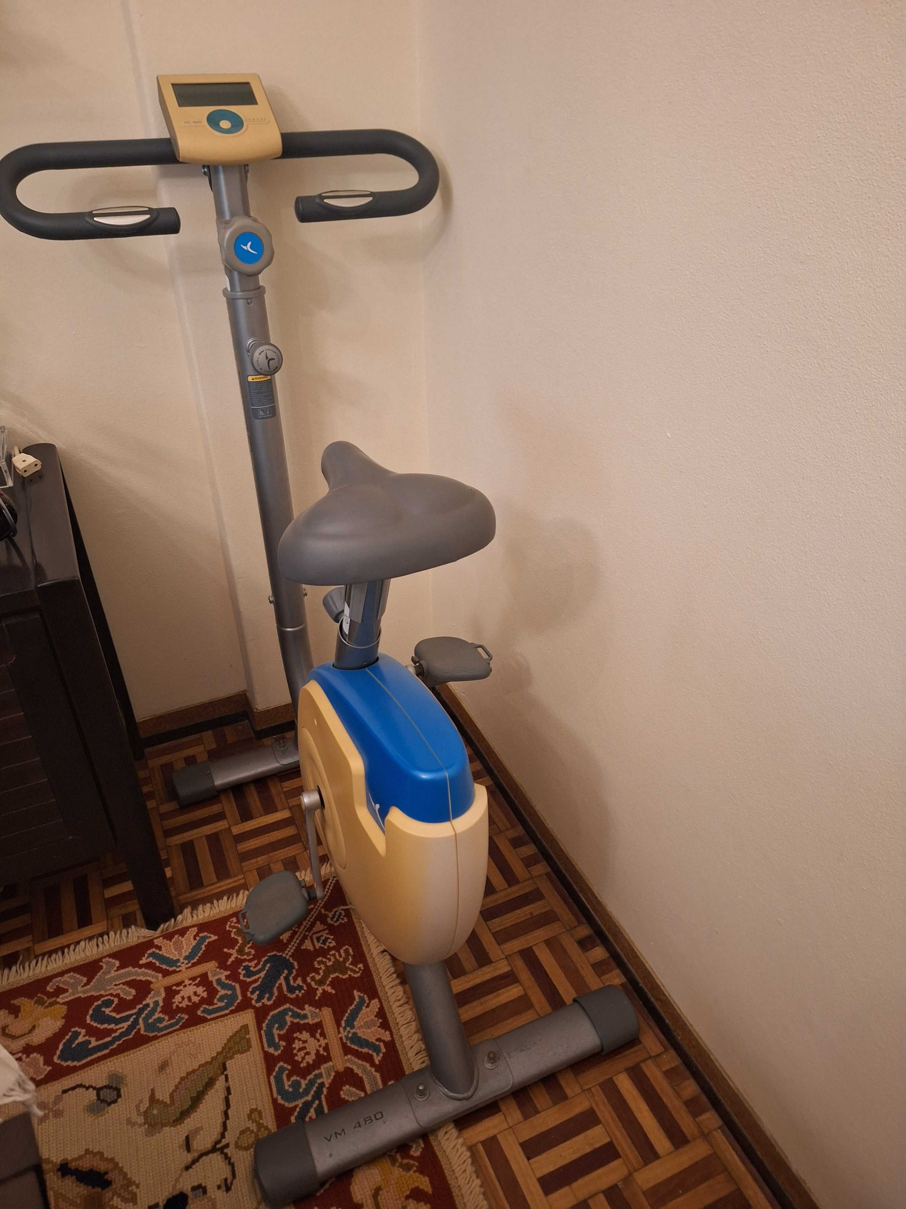 Bicicleta estática Domyos, ótimo estado