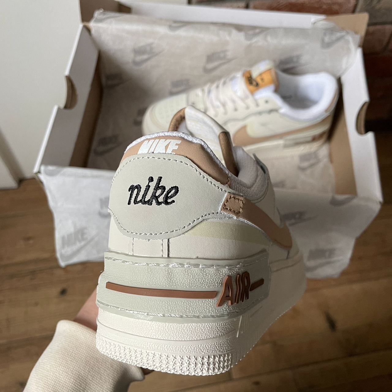 Nike Air Force Shadow Beige