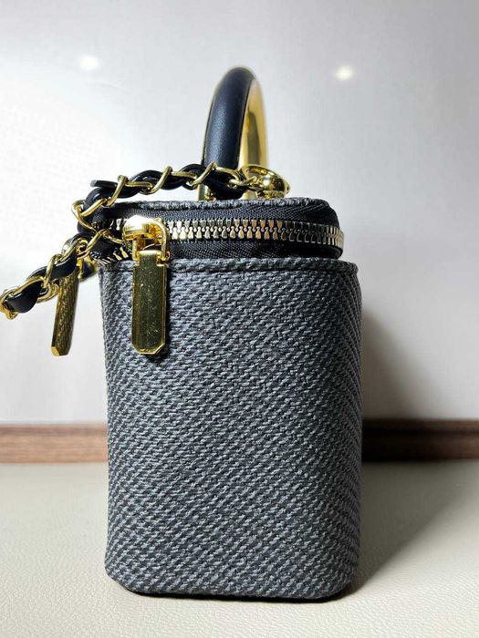 Сумка в стилі Chanel чорна