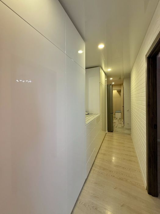 Реальна ! 2х кім квартира проспект Б.Хмельницького 30 / Поля / Центр