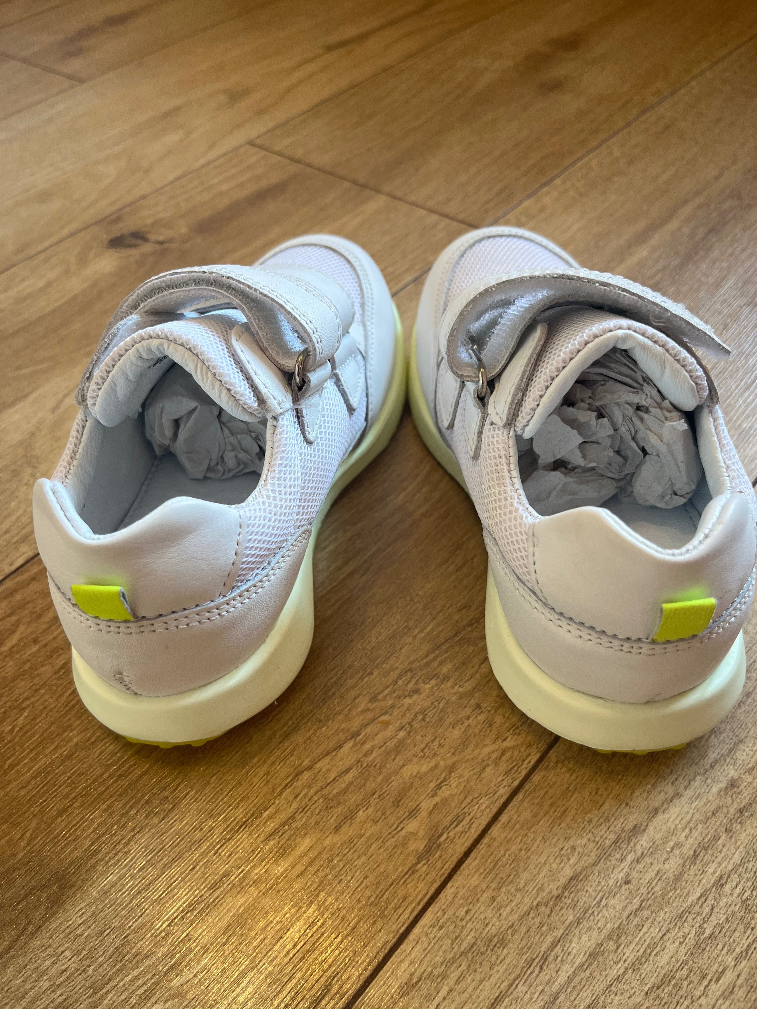 Buty dziewczęce sneakersy  Olive Tree rozmiar. 26 nowe z metką