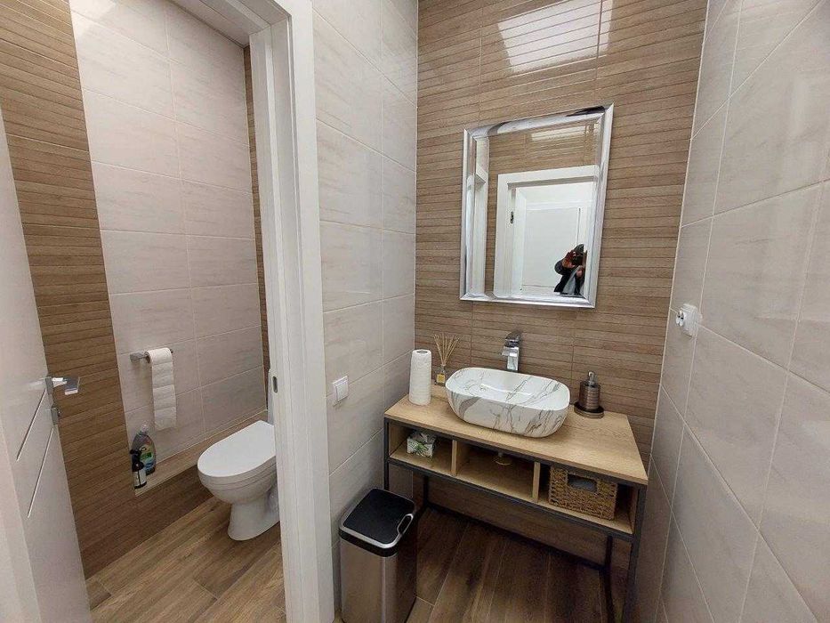 Оренда офісу з меблями в БЦ на Подолі (55 м2)