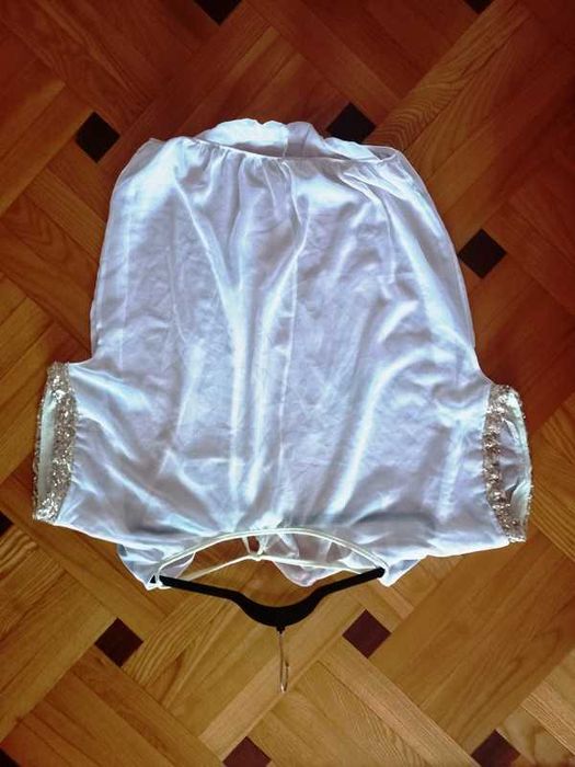 Biała bluzka delikatny prześwitujący materiał, rozmiar S / M 36 - 38