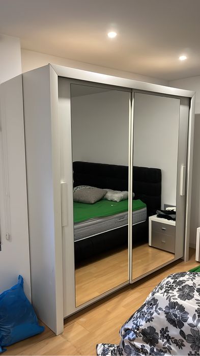 Roupeiro como novo