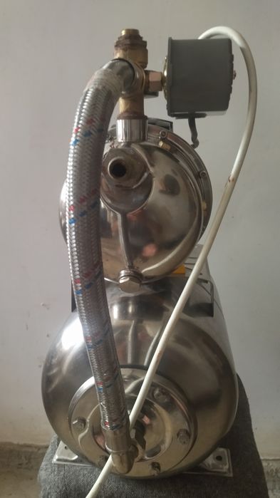 Гідрофор (насосна станція)