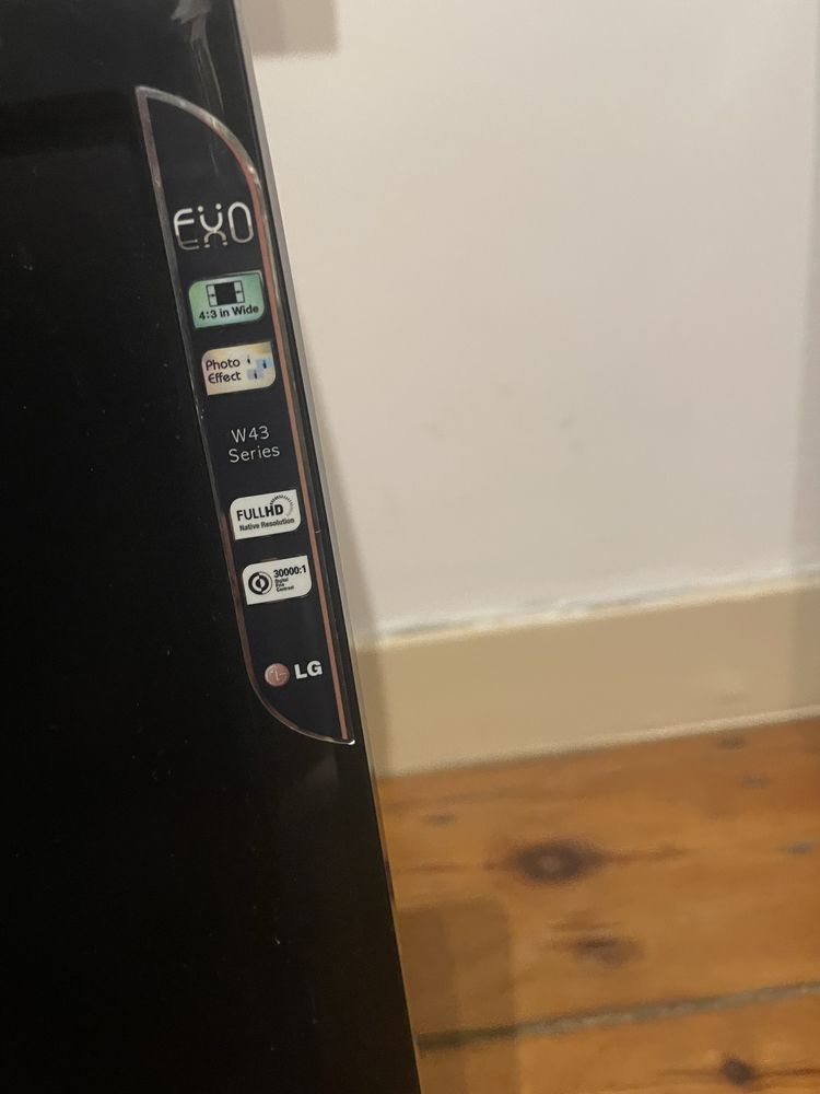 Monitor LG W43 Series