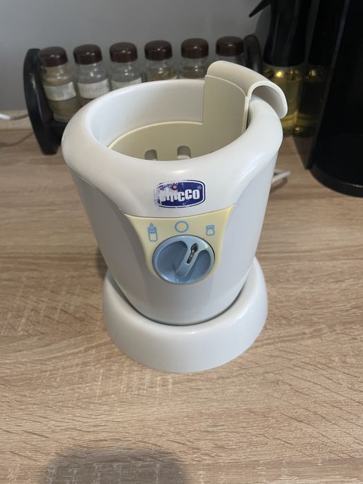 Podgrzewacz do butelek i słoiczków