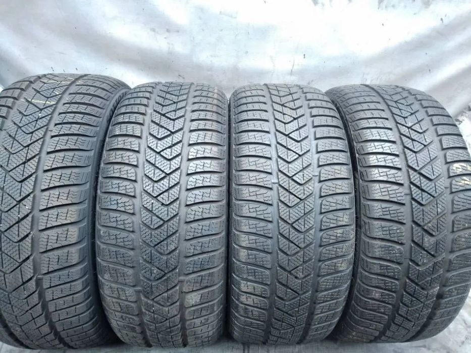 Pirelli Winter Sottozero 3 225/40 R18 92V 2024 7-7.5mm