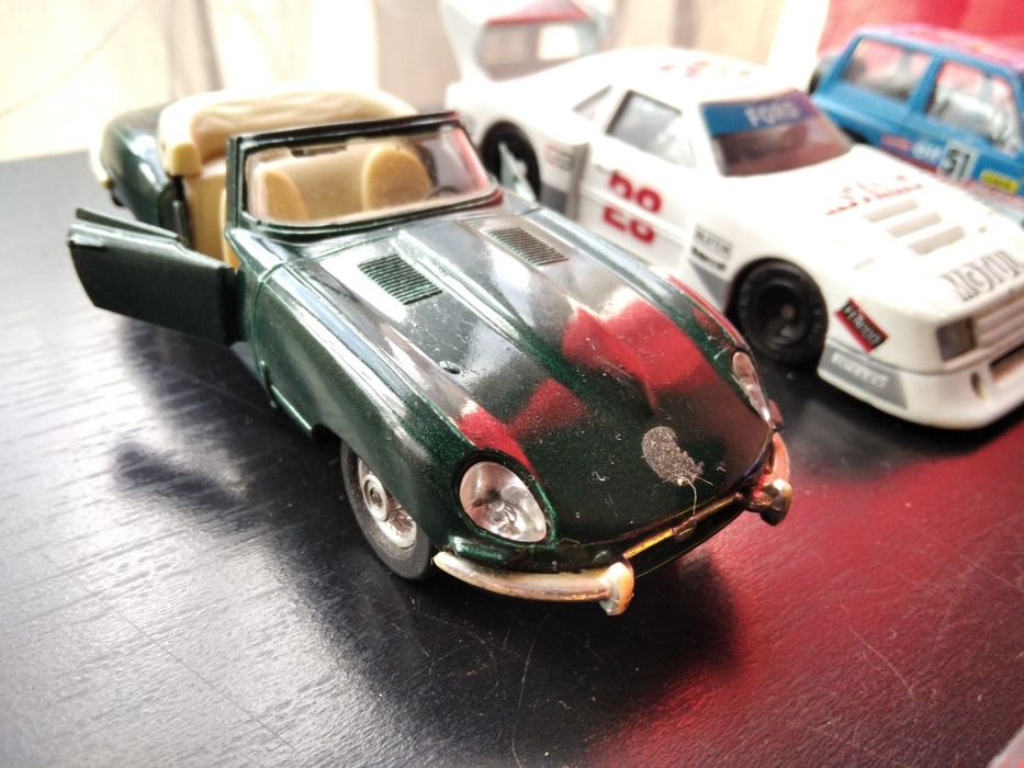 Mercedes Ford Suzuki Vitara