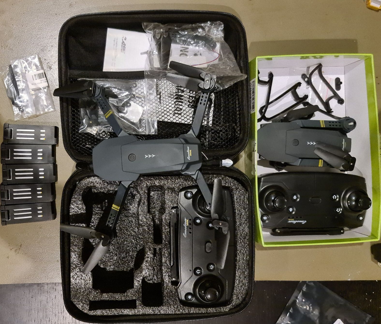 2 Drones Eachine E58