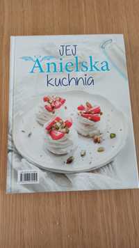 Książka kucharska: jej anielska kuchnia jego piekielna kuchnia