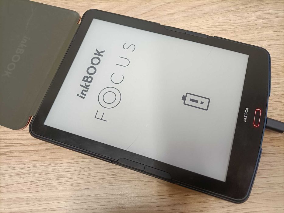 Inkbook Focus Black + etui Twist + 1400 ebooków e-czytnik książek eink