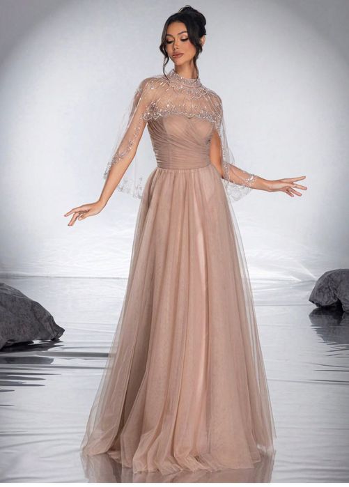 Неймовірна Новорічна вечірня сукня на корпоратив