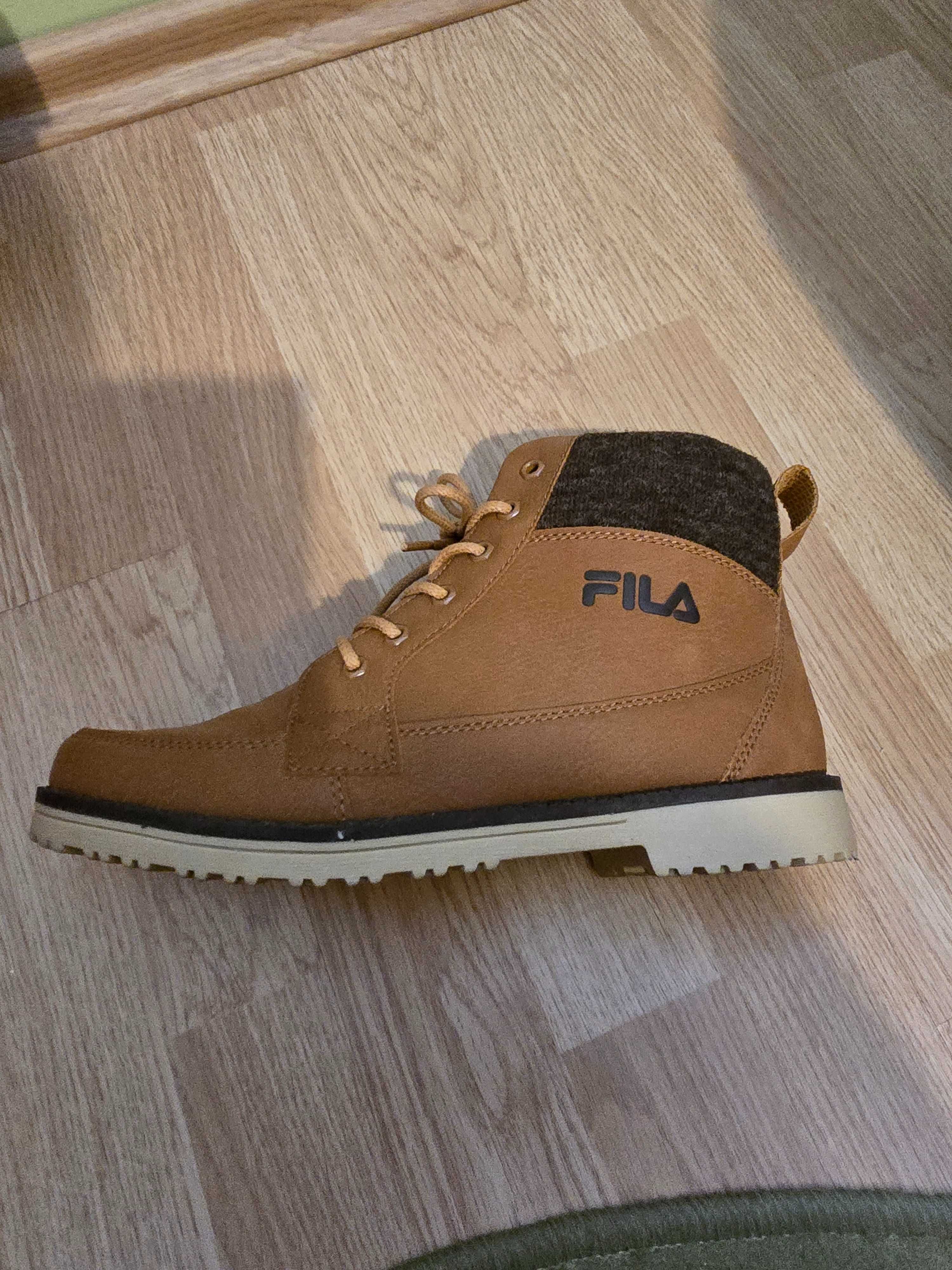 Buty junior chłopięce rozm 39 FILA