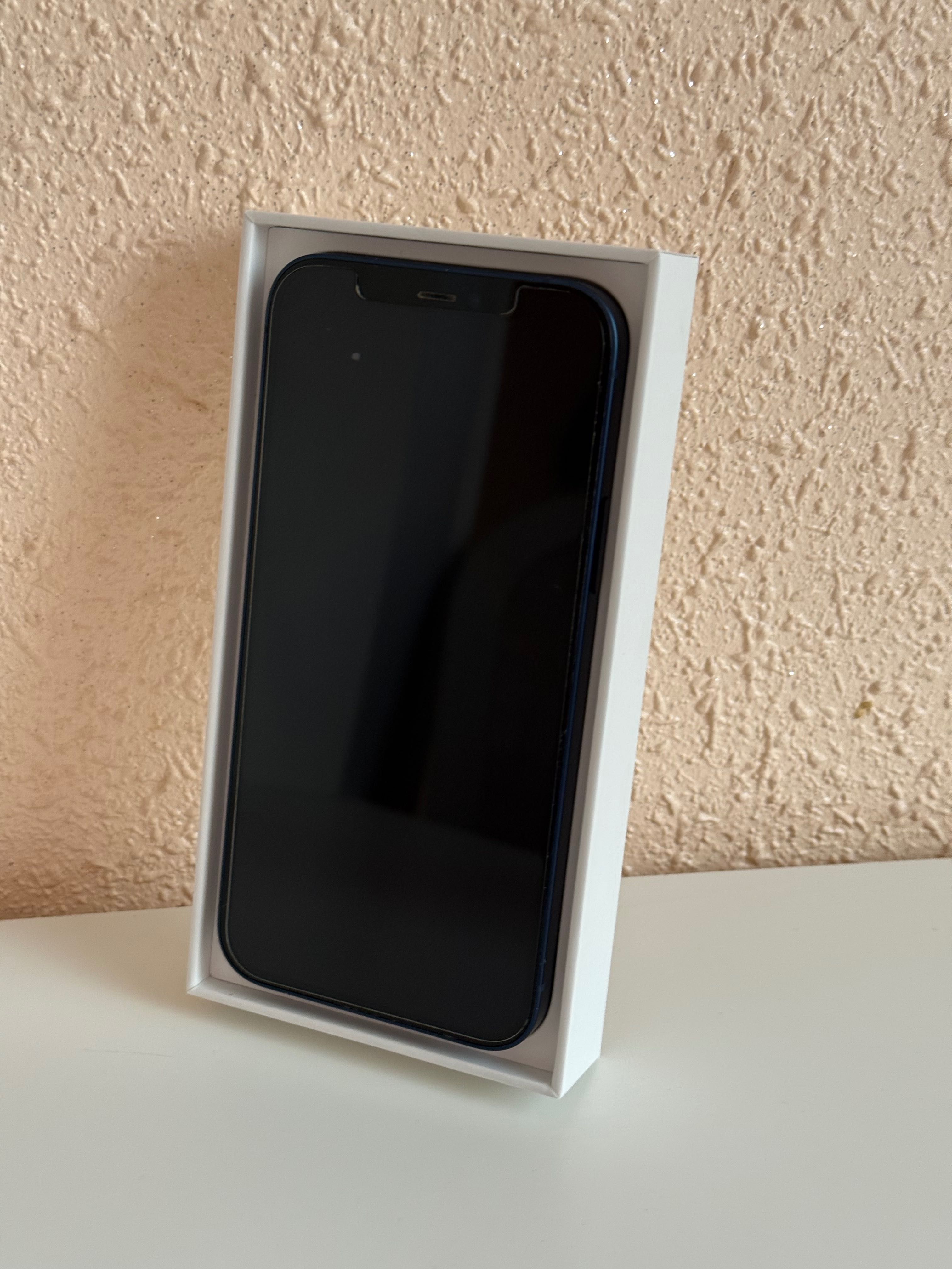 IPhone 12, 64 GB, granatowy