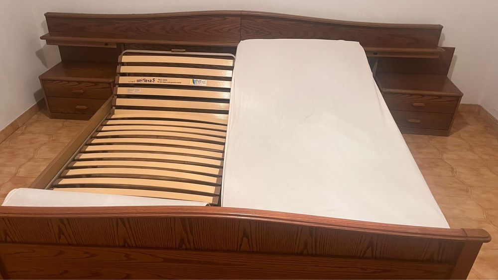 Cama com estrado articulado + colchão