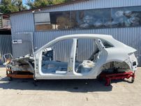 Кузов Четверть лонжерона Porsche Macan 95B Бочина Порезка Порш Макан