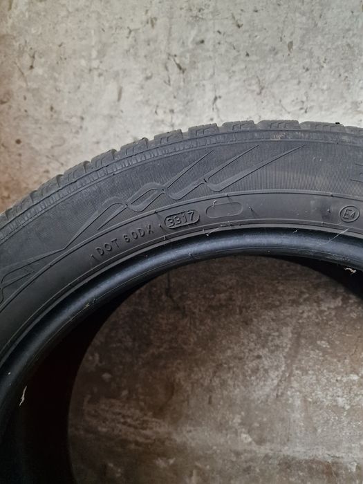 Opony Nokian 94V R17 225/50