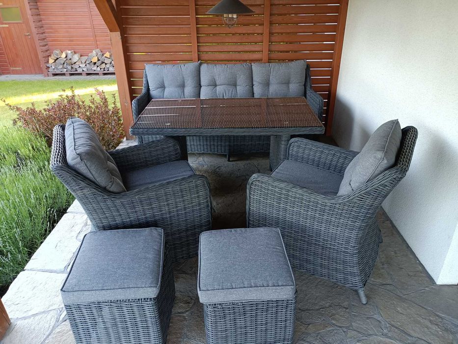 Technorattan komplet mebli ogrodowych z pokrowcem