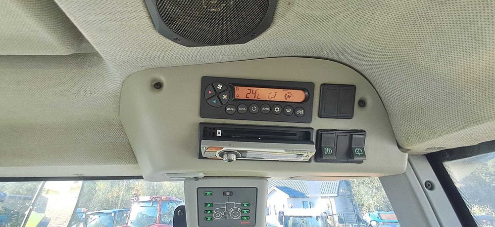 Claas Axion 840, Cebis john deere cmatic