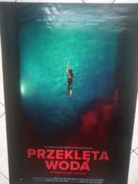 Plakat z filmu Przeklęta woda