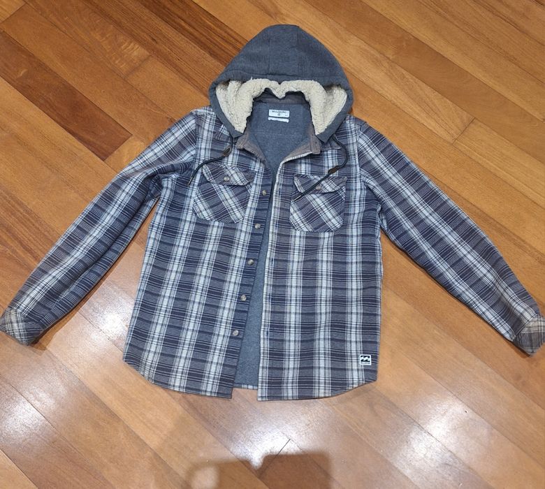 Casaco bilabong tamanho  S