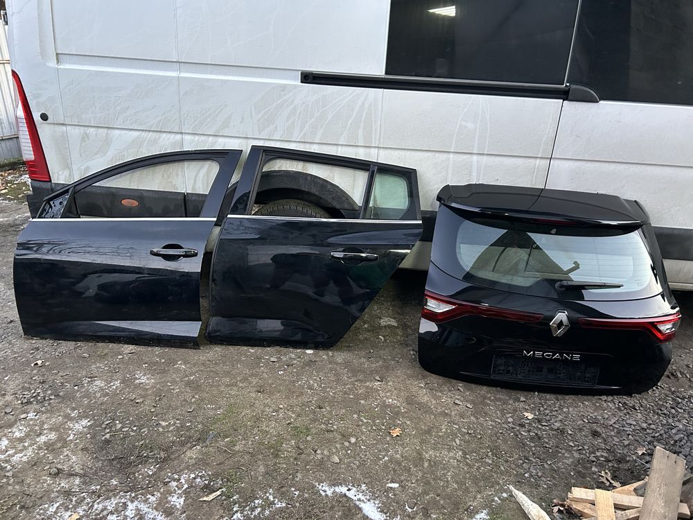 Renault Megane 4 (Рено Меган ) двері