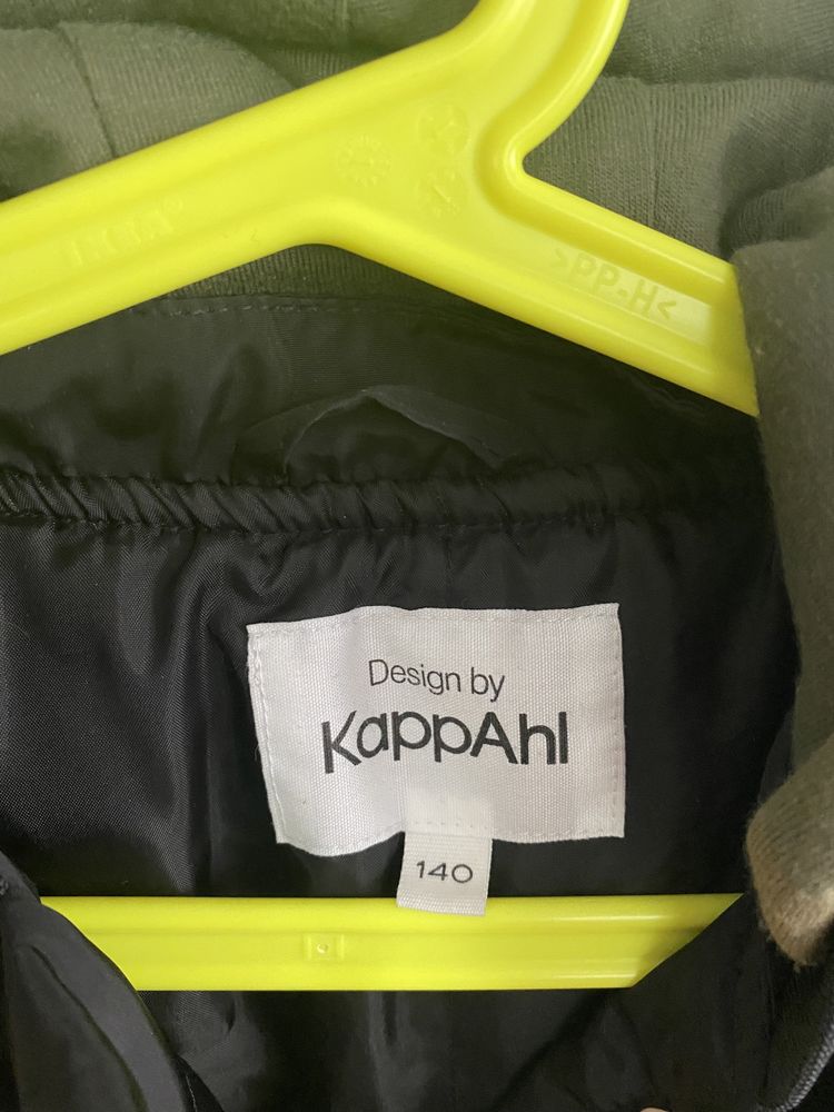 Kurtka, bomberka Kappahl