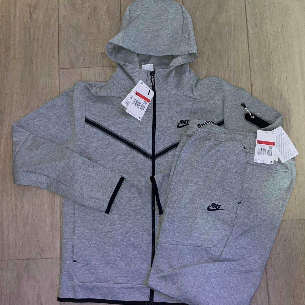 NOWY | GWARANCJA Spodnie Dresowe, Bluza Nike Tech Fleece r. M / L