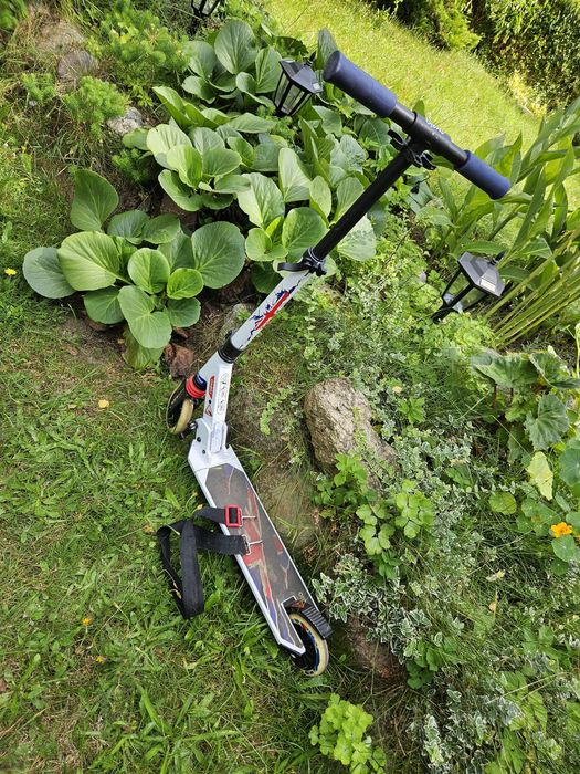 Hulajnoga biala amortyzator