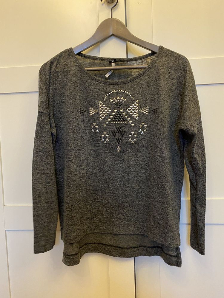 Bluzka/bluza Stradivarius.