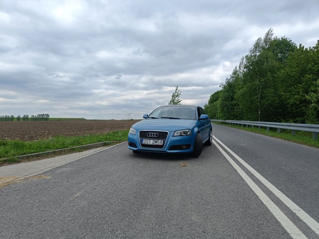 Audi A3 1.9 TDI klima ksenon ledy skóra panorama