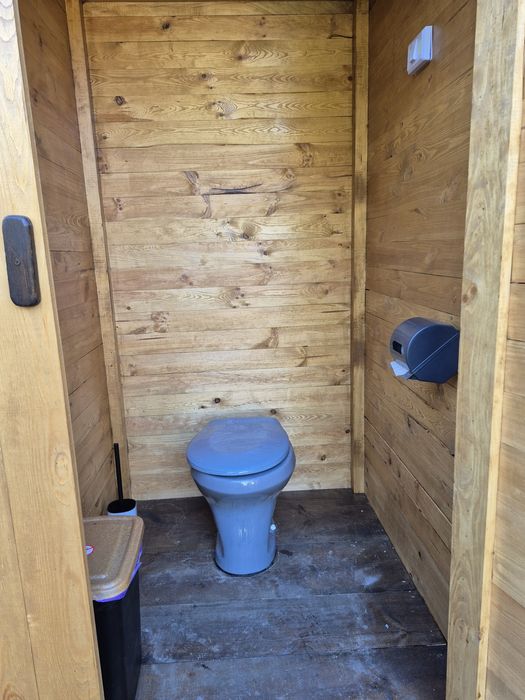 Дача для сімейного та активного відпочинку біля води