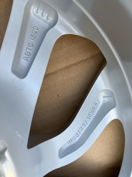 4xfelga aluminiowa 16” OPEL Crossland (4x108 ET20) - nowe