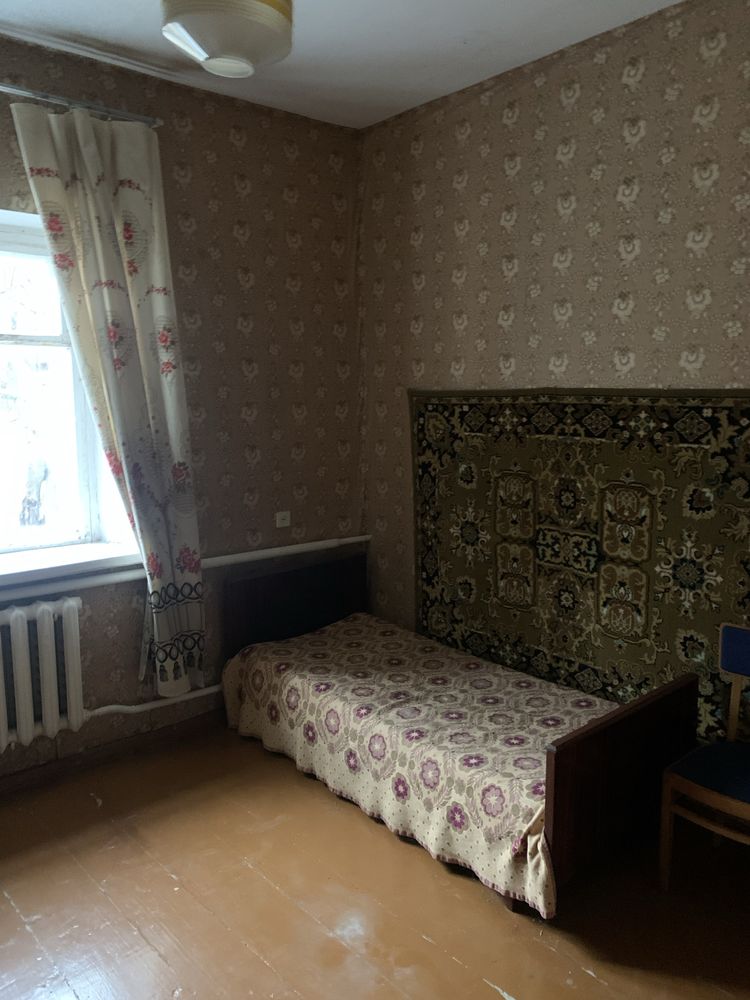 Продється дім 120 кв.м на 40 сотках землі.