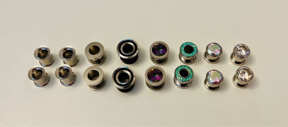 TUNELE/Tunel Zestaw 16 tuneli, 8mm 8 par / piercing
