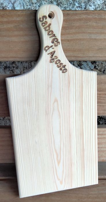 Tábua de mesa com gravação