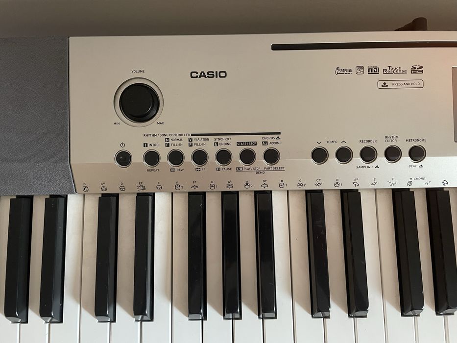 Pianino cyfrowe na statywie Casio CDP-230R kompaktowe gabinetowe 88