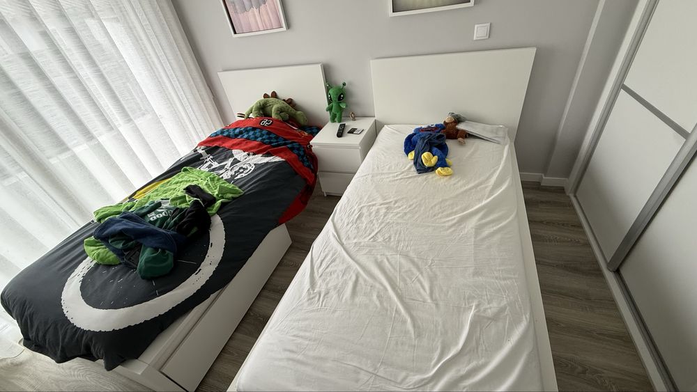 Camas malm com estrado (sem colchao)