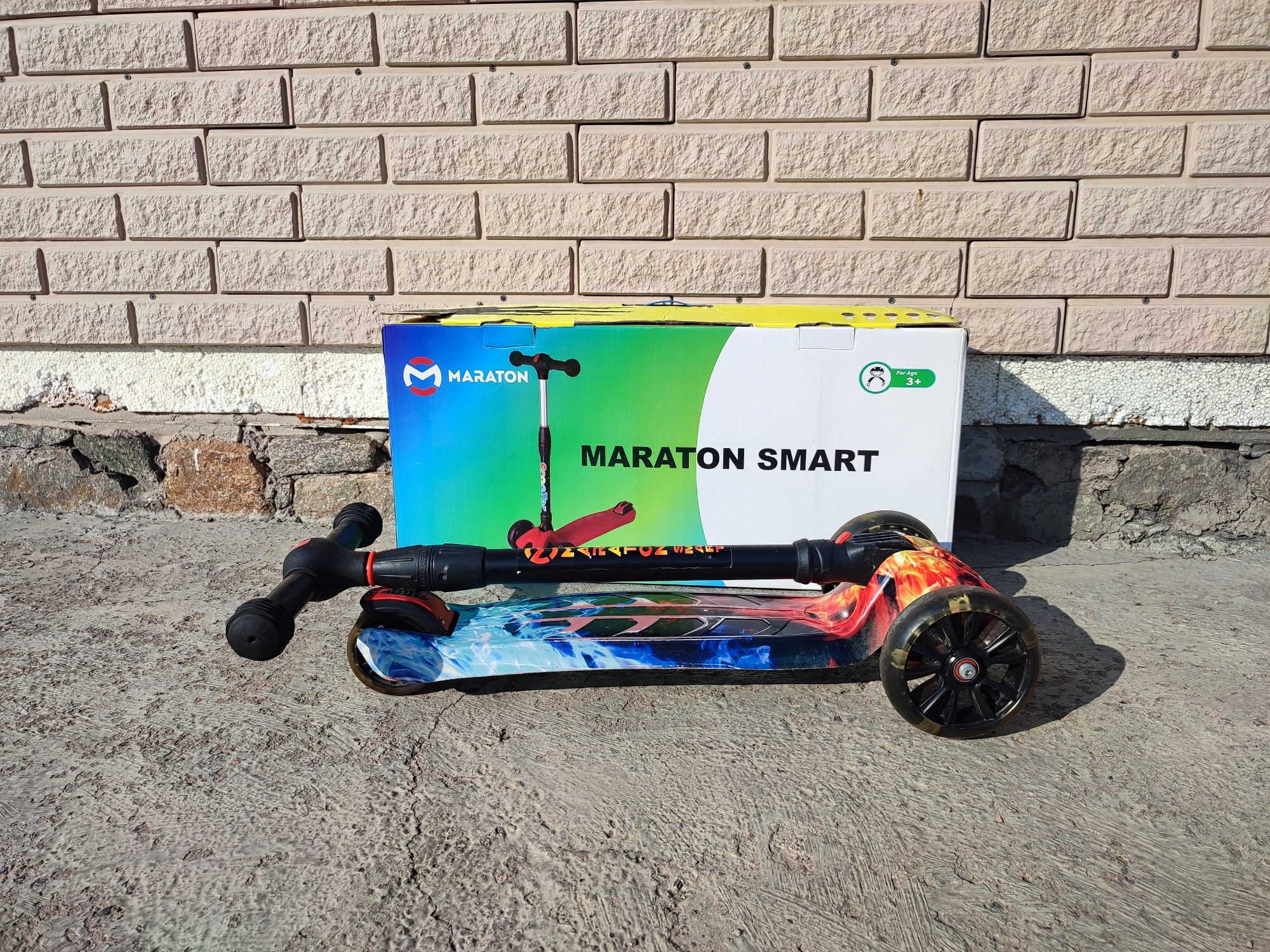 Самокат дитячий триколісний Maraton smart