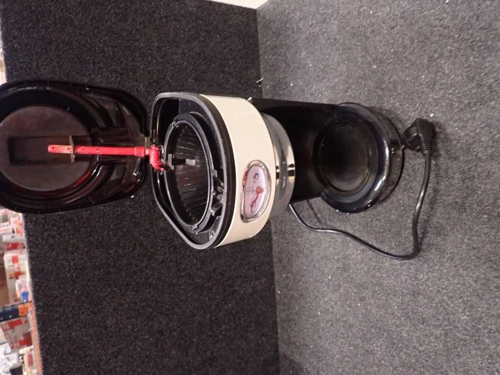 Ekspres przelewowy RUSSELL HOBBS  model 21702- , 56 Retro Vi