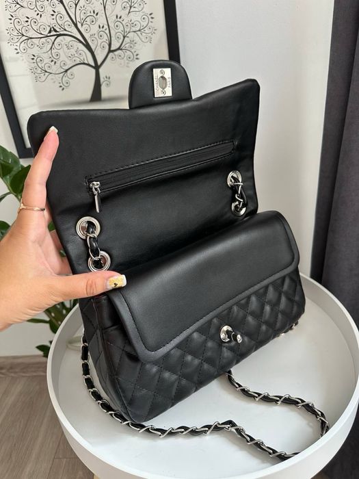 Популярна сумка в стилі шанель chanel стьобана трендова суомочка