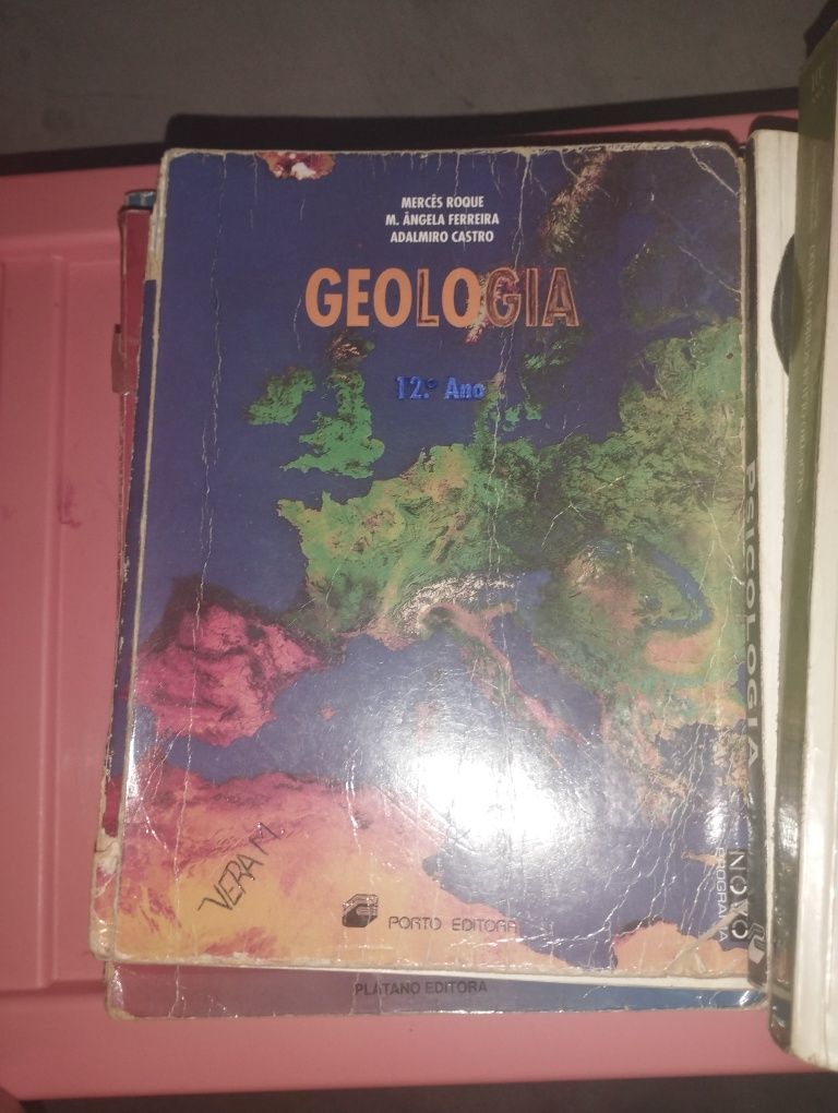 Livros 10 ano e 12 ano científico